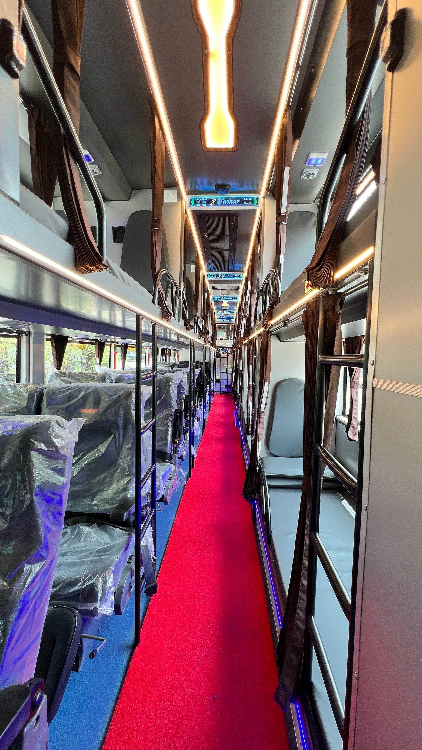 Bus Image 10