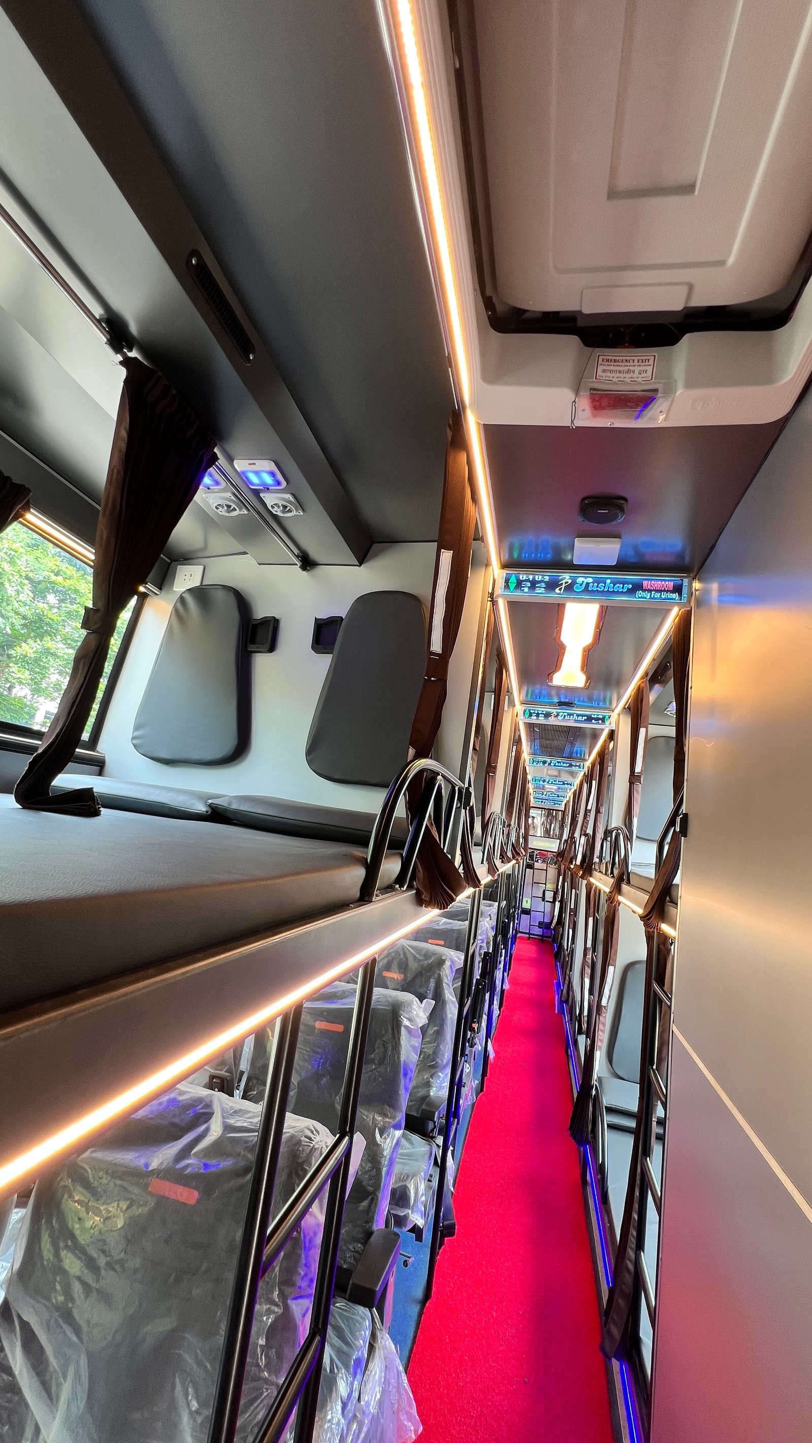 Bus Image 11