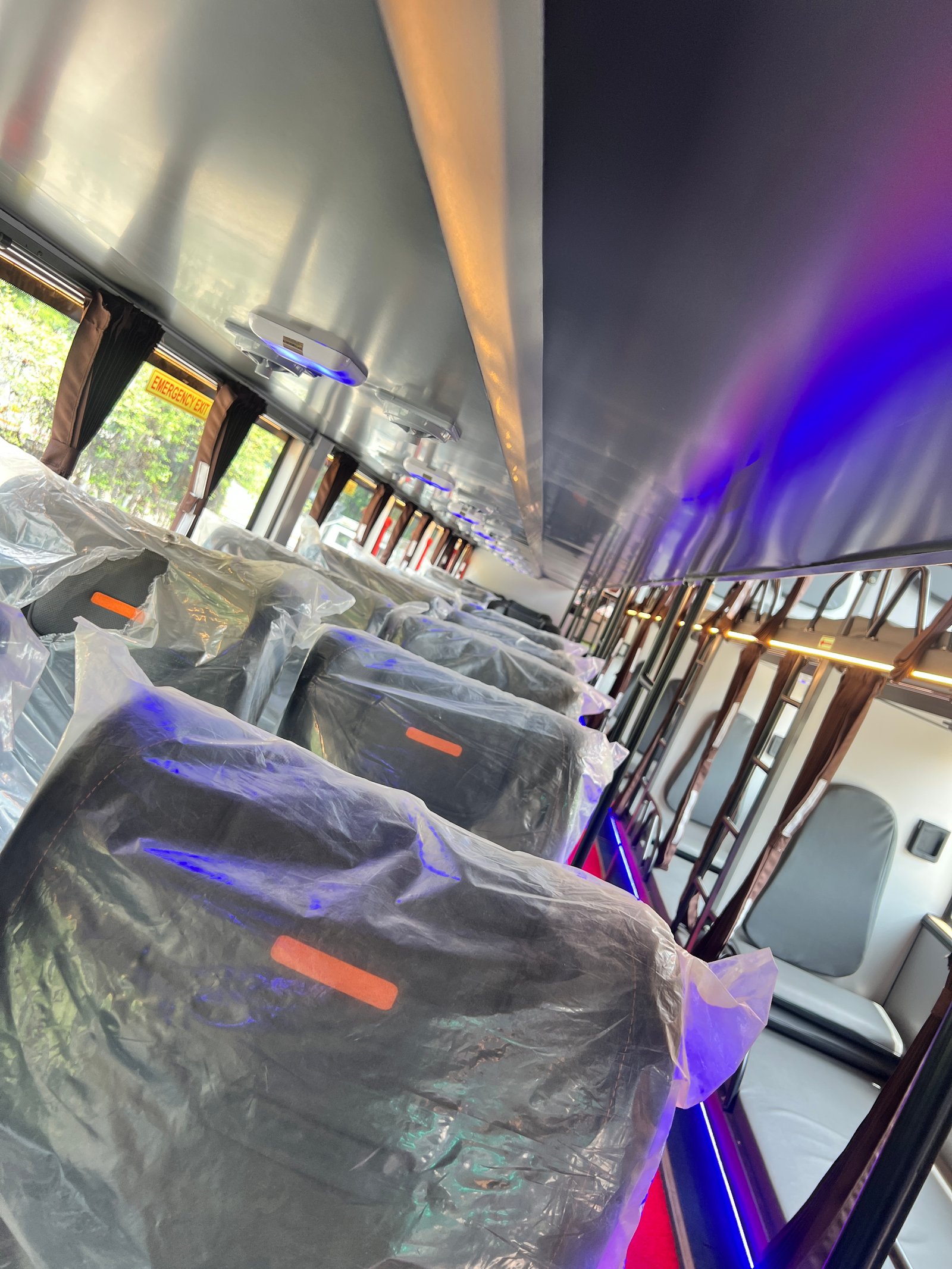 Bus Image 22