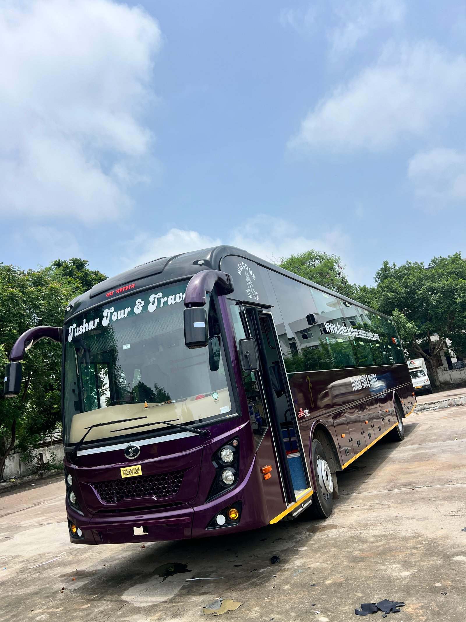 Bus Image 23